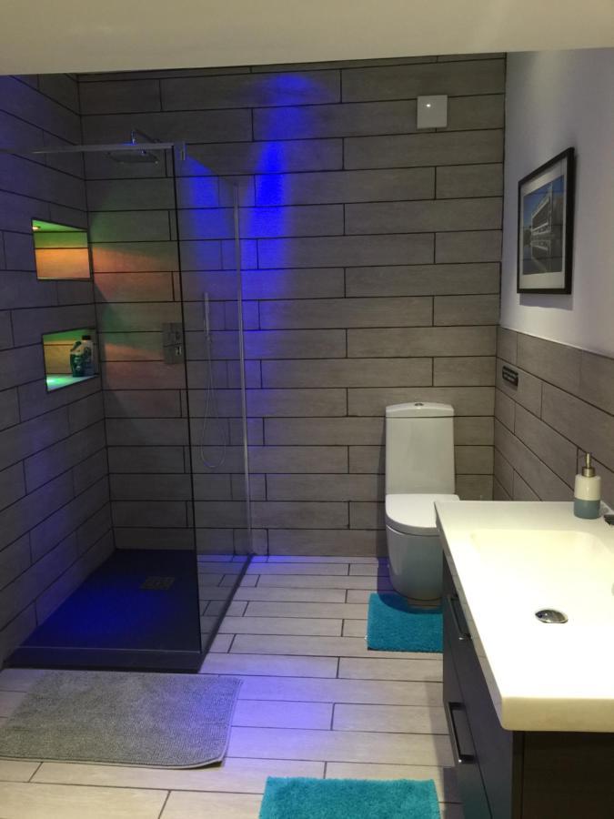 Vollie House With Hot Tub, Sauna & Log Burner Penpont Buitenkant foto