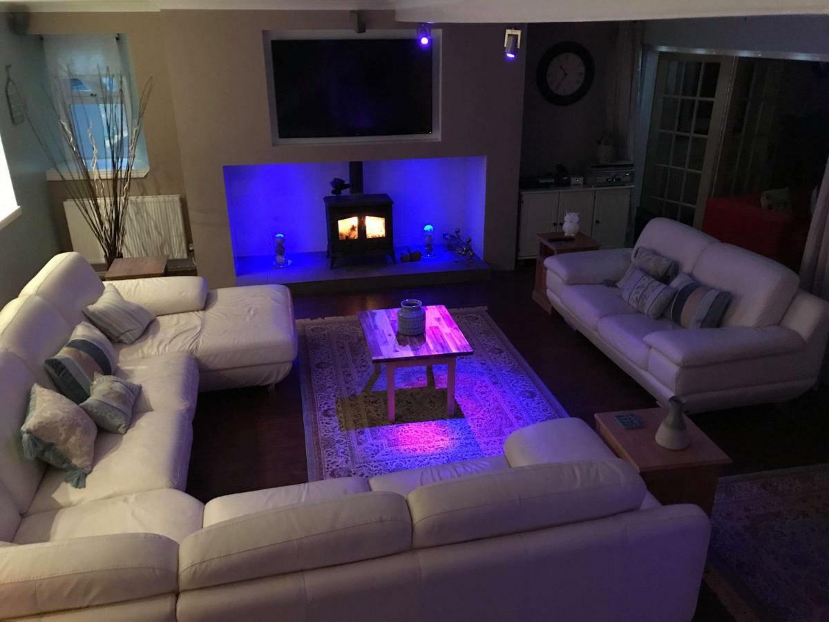 Vollie House With Hot Tub, Sauna & Log Burner Penpont Buitenkant foto