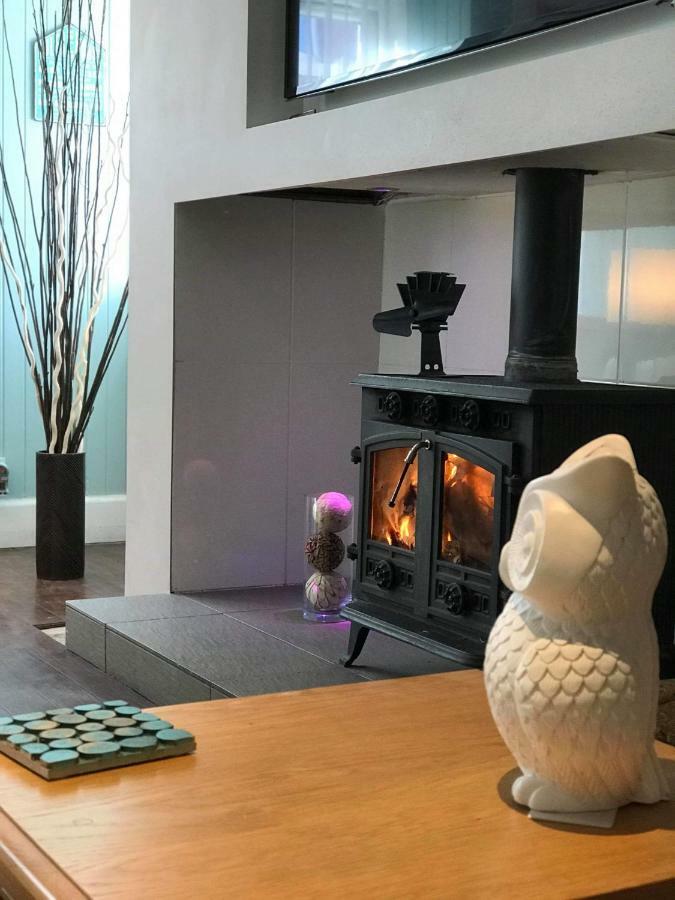 Vollie House With Hot Tub, Sauna & Log Burner Penpont Buitenkant foto