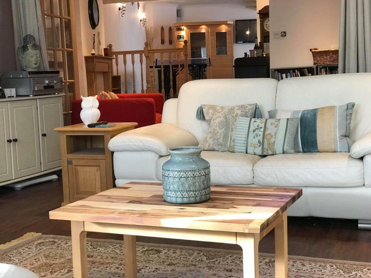 Vollie House With Hot Tub, Sauna & Log Burner Penpont Buitenkant foto
